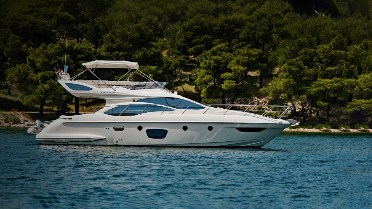 SKYFALL» AZIMUT 47 FLY