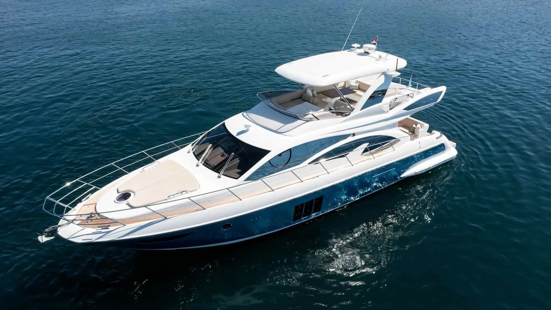 Azimut 60 Fly