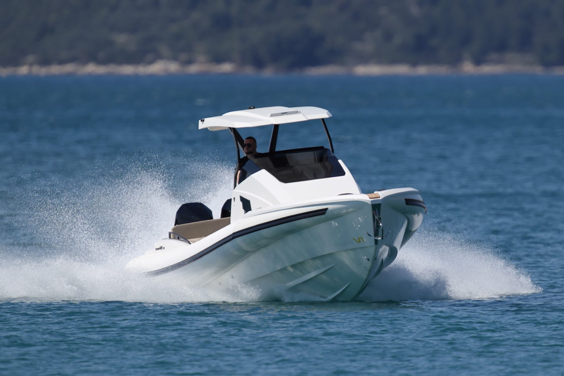 SuperRib Cabin 30
