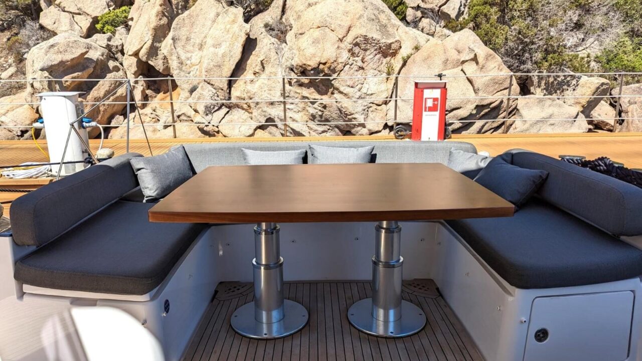 SUMBA aft deck dining