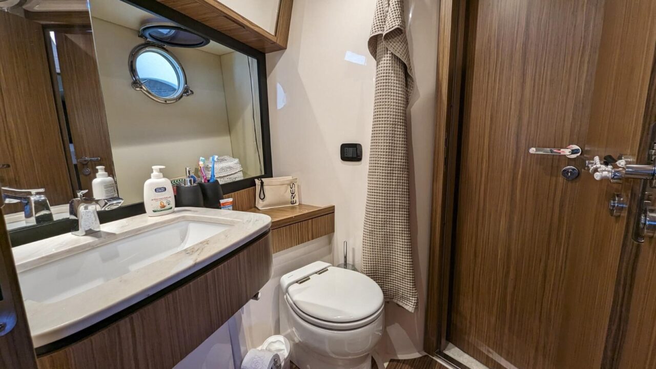 SUMBA bathroom